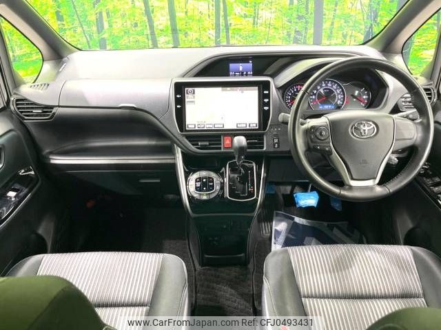 toyota voxy 2017 -TOYOTA--Voxy DBA-ZRR80W--ZRR80-0391680---TOYOTA--Voxy DBA-ZRR80W--ZRR80-0391680- image 2