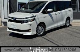 toyota voxy 2014 CFJ1508206