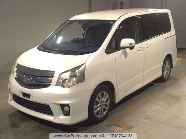 toyota noah 2013 -TOYOTA--Noah DBA-ZRR70W--ZRR70-0549935---TOYOTA--Noah DBA-ZRR70W--ZRR70-0549935- image 1