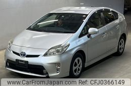 toyota prius 2013 -TOYOTA--Prius ZVW30-1734817---TOYOTA--Prius ZVW30-1734817-