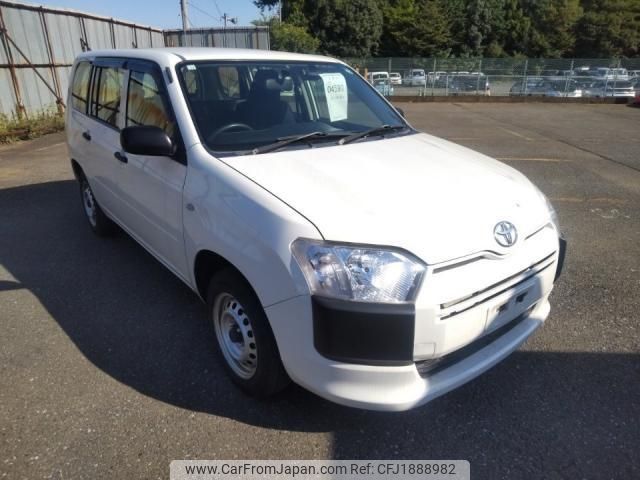 toyota probox 2017 CFJ1888982 image 2