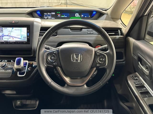 honda freed-hybrid 2017 CFJ1741725 image 2