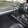mazda axela 2015 CFJ1628055 image 4