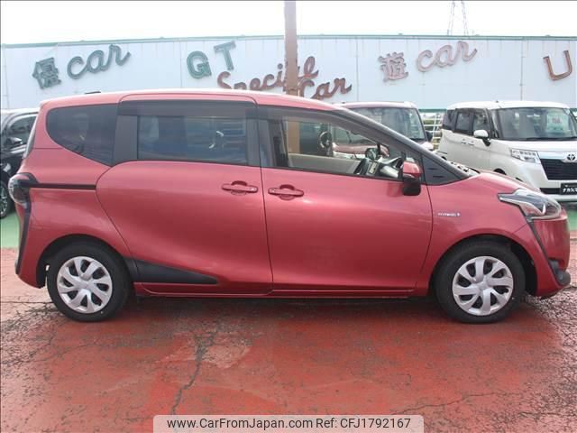 toyota sienta 2017 CFJ1792167 image 2