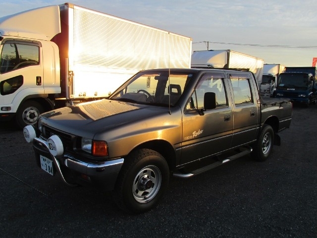 レトロ　ISUZU トレーラー　1991年製　ダンロップ　貴重　レア 1990 Isuzu Trooper | Worldwide Vintage Autos