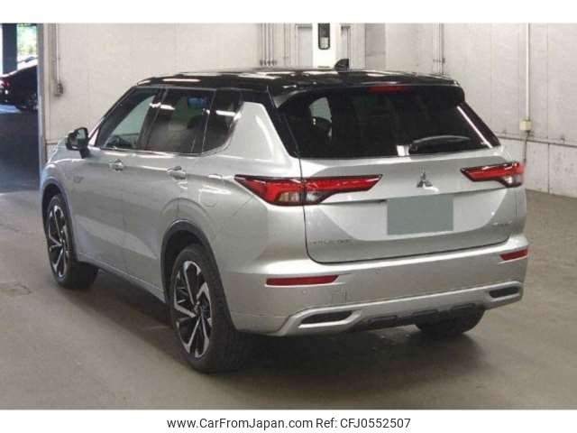 mitsubishi outlander-phev 2023 -MITSUBISHI 【練馬 345ﾑ 213】--Outlander PHEV 5LA-GN0W--GN0W-0313045---MITSUBISHI 【練馬 345ﾑ 213】--Outlander PHEV 5LA-GN0W--GN0W-0313045- image 2