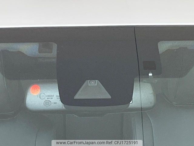 toyota prius 2022 CFJ1725191 image 2