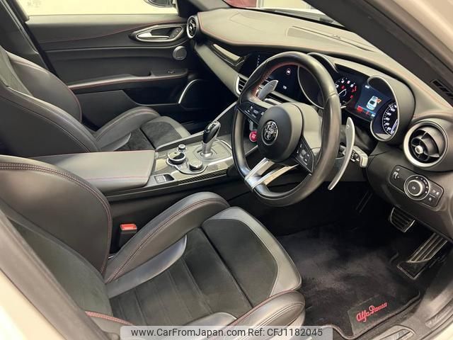 alfa-romeo giulia 2019 quick_quick_95229_ZAREAEHV2J7578051 image 2