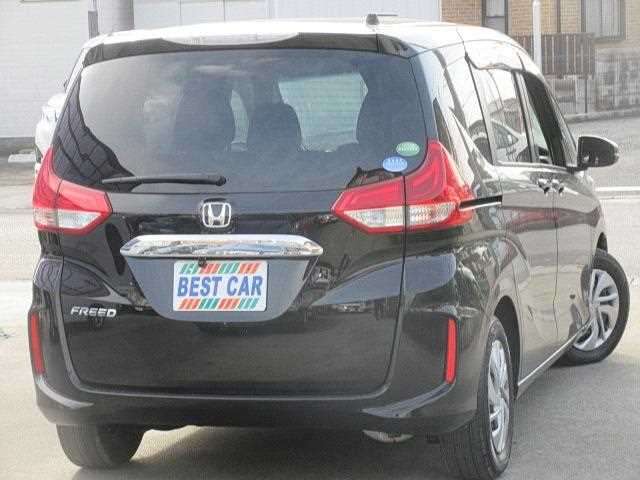 Used HONDA FREED 2017/Jul CFJ1467162 in good condition for sale