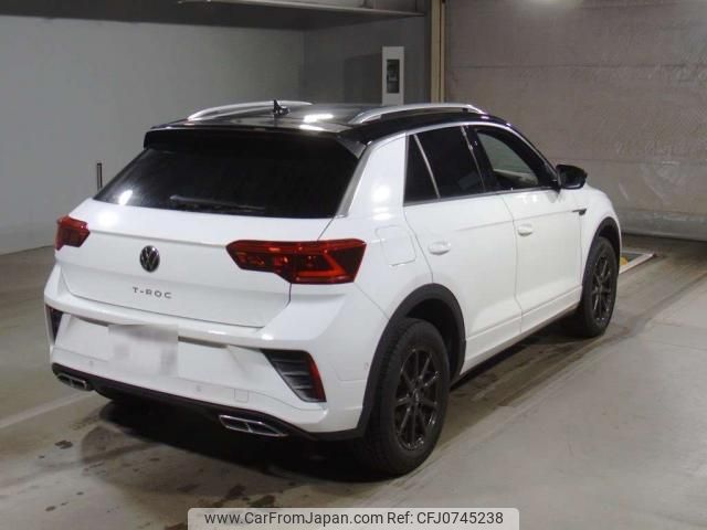 volkswagen t-roc 2023 quick_quick_3DA-A1DFF_WVGZZZA1ZPV580774 image 2