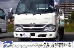 toyota toyoace 2016 GOO_NET_EXCHANGE_0704331A30241121W001