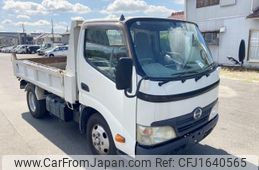 hino dutro 2011 CFJ1640565