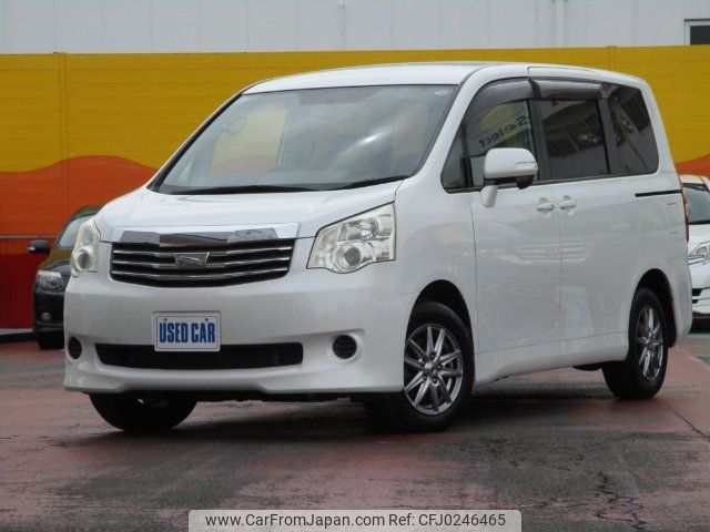 toyota noah 2010 -TOYOTA--Noah ZRR70G--0368145---TOYOTA--Noah ZRR70G--0368145- image 1