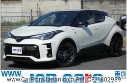 toyota c-hr 2019 CFJ1802939