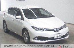 toyota auris 2016 -TOYOTA 【高知 330ﾏ1952】--Auris NZE181H--6023104---TOYOTA 【高知 330ﾏ1952】--Auris NZE181H--6023104-