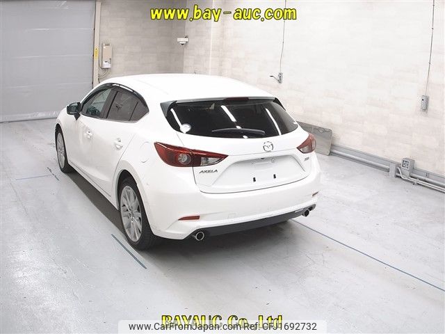 mazda axela 2016 CFJ1692732 image 2