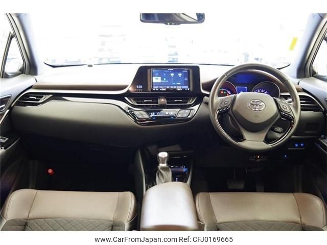 toyota c-hr 2019 quick_quick_DAA-ZYX10_ZYX10-2191478 image 2