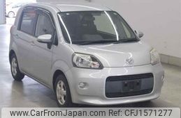 toyota porte undefined CFJ1571277