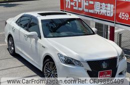 toyota crown-hybrid 2013 GOO_JP_700070667430240612001