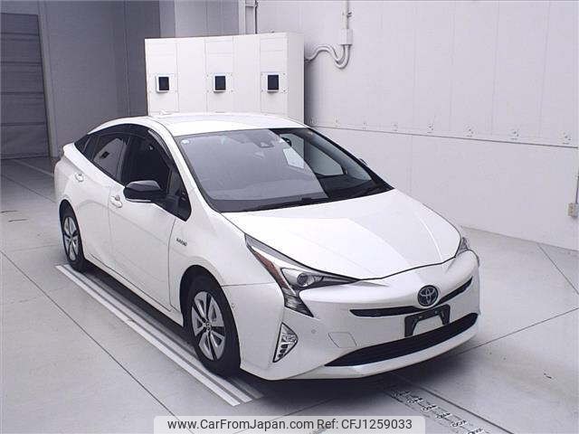 toyota prius 2016 -TOYOTA--Prius ZVW51--6012767---TOYOTA--Prius ZVW51--6012767- image 1