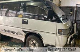 mitsubishi delica-starwagon 1991 CFJ1705045
