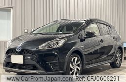 toyota aqua 2018 -TOYOTA--AQUA NHP10--NHP10-6700071---TOYOTA--AQUA NHP10--NHP10-6700071-