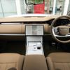 land-rover range-rover 2024 CFJ1750975 image 8