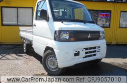 mitsubishi minicab-truck 2009 GOO_JP_700051025830230907001
