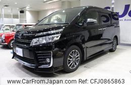 toyota voxy 2015 quick_quick_DBA-ZRR80W_0171743