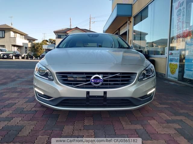 volvo v60 2017 quick_quick_LDA-FD4204T_YV1FWA8RDJ2387383 image 2