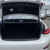 bmw 3-series 2019 -BMW--BMW 3 Series 3DA-5V20--WBA5V72020FH15310---BMW--BMW 3 Series 3DA-5V20--WBA5V72020FH15310- image 17