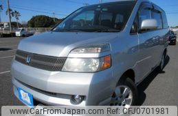 toyota voxy 2004 REALMOTOR_Y2025010161A-12