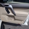toyota land-cruiser-prado 2023 CFJ1603421 image 8