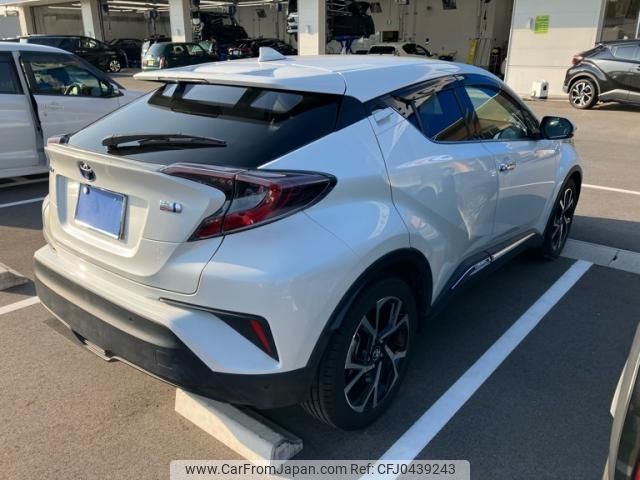 toyota c-hr 2017 -TOYOTA--C-HR DAA-ZYX10--ZYX10-2084566---TOYOTA--C-HR DAA-ZYX10--ZYX10-2084566- image 2