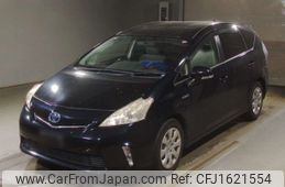 toyota prius-α 2011 CFJ1621554