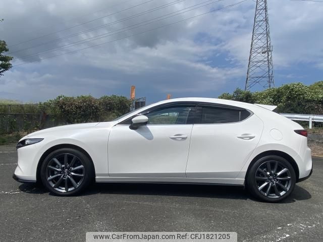 mazda mazda3-fastback 2023 CFJ1821205 image 2