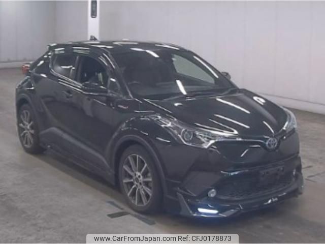 toyota c-hr 2017 quick_quick_DAA-ZYX10_2036175 image 1