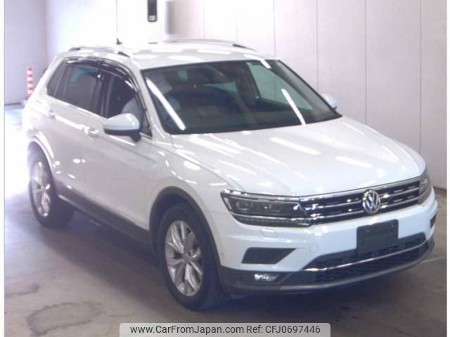 volkswagen tiguan 2020 quick_quick_LDA-5NDFGF_WVGZZZ5NZKW918640 image 1