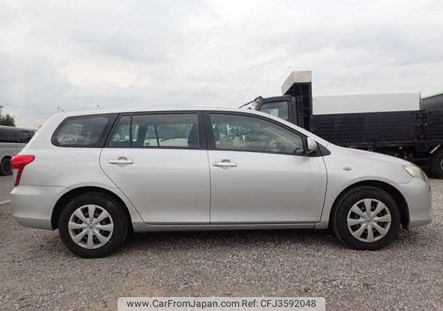 TOYOTA　COROLLA　FIELDER　2台セット car_525d612c-510d-4c7d-b40d-