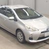 toyota aqua 2012 CFJ1813605 image 11