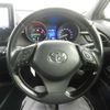 toyota c-hr 2017 quick_quick_DAA-ZYX10_ZYX10-2075561 image 9