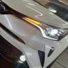 toyota c-hr 2018 quick_quick_DAA-ZYX10_ZYX10-2106256 image 16