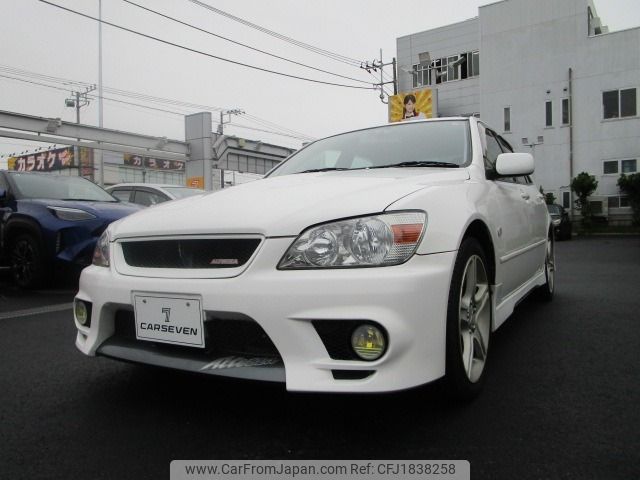 toyota altezza 1999 CFJ1838258 image 1