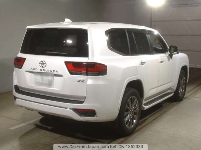 toyota land-cruiser-wagon 2025 CFJ1852333 image 2