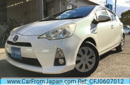 toyota aqua 2013 -TOYOTA--AQUA DAA-NHP10--NHP10-2276326---TOYOTA--AQUA DAA-NHP10--NHP10-2276326-