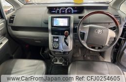 toyota voxy 2007 NIKYO_CT58072