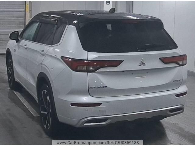 mitsubishi outlander-phev 2023 quick_quick_5LA-GN0W_0304822 image 2