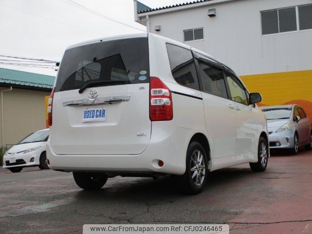 toyota noah 2010 -TOYOTA--Noah ZRR70G--0368145---TOYOTA--Noah ZRR70G--0368145- image 2