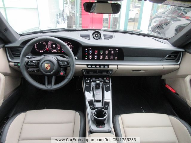 porsche 911 2025 CFJ1755233 image 2