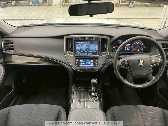 toyota crown-hybrid 2013 CFJ1756193 image 2